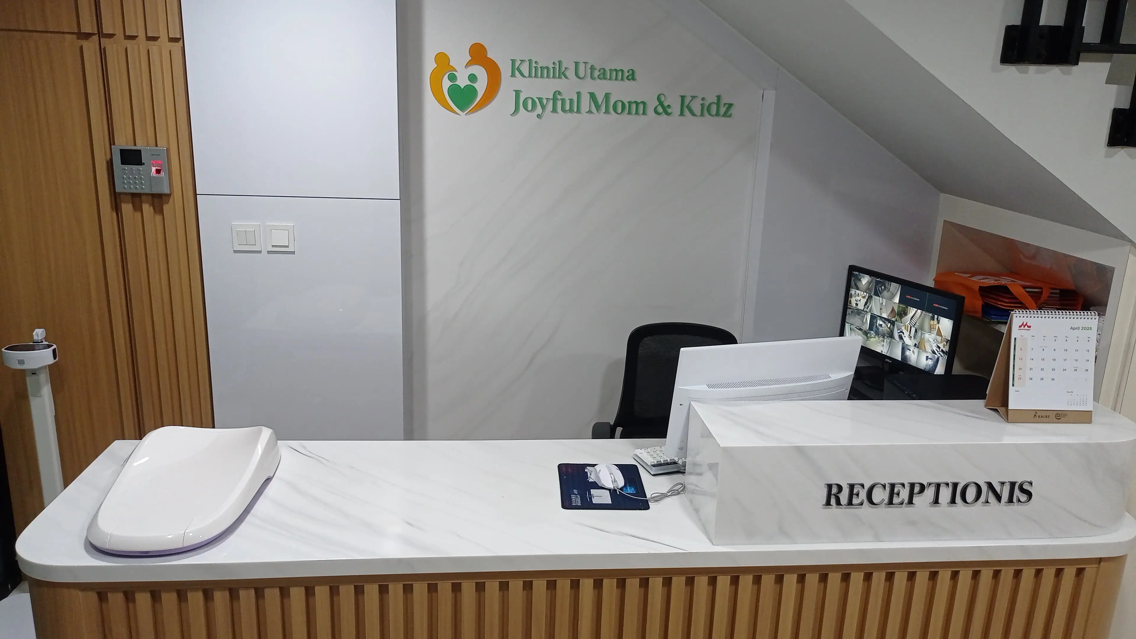 Klinik Joyful Receptionist